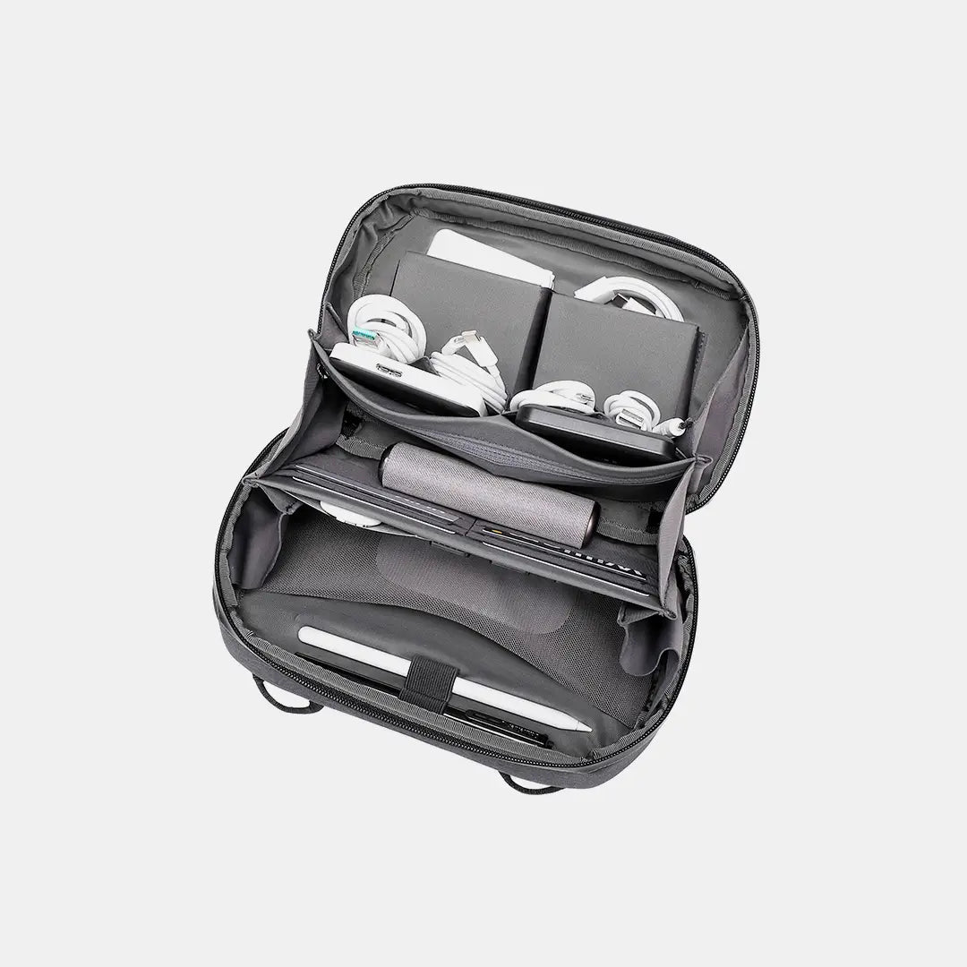 Pro Tech Pouch