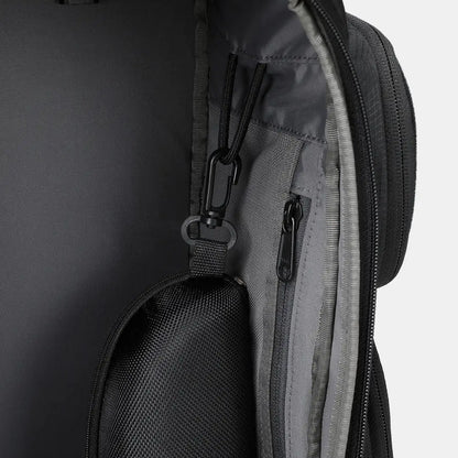 Gym backpack zipper, side pocket and quick-release buckle close-up